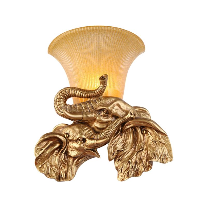 Bell gelbe Glas Wandlampe traditioneller Stil 1 leichter Schlafzimmer Leuchten mit Elefantendesign in Gold