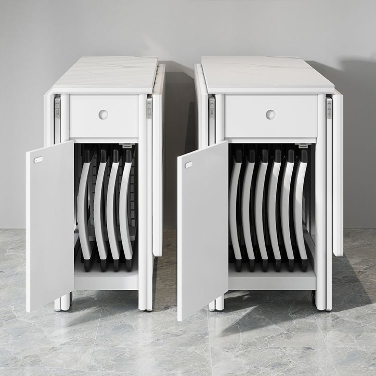 Mesa de comedor de piedra sinterizada de estilo contemporáneo con hoja blanca y base de caballete