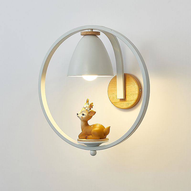 Lampada da parete a campana in metallo Nordic 1 testa bianca illuminazione con anello e figurina deco