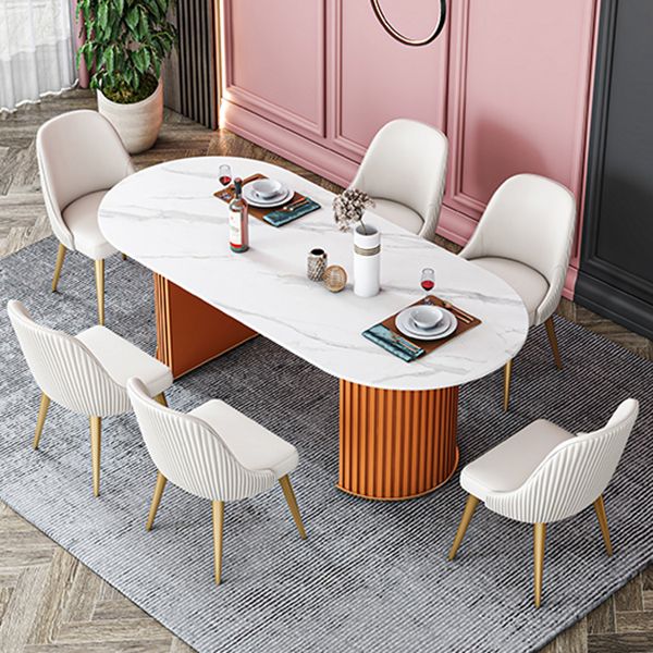 Ovaal gesinterde stenen eettafel moderne tafel in wit met metalen dubbele voetstukbasis