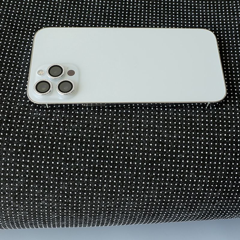 White Modern Carpet Abstract Pattern Polyester Area Rug Stain Resistant Rug for Drawing Room