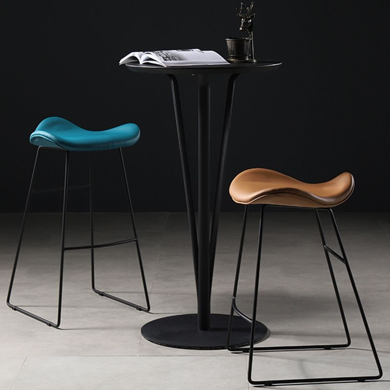 Contemporary Armless Backless Counter Stool Iron Bar Stool with Footrest