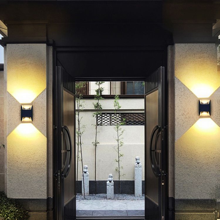 Iluminación de pared de 2 luces de metal de forma geométrica de estilo geométrico montado en negro