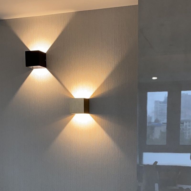 2-Lights Sconce Light Fixture Modern Style Geometric Aluminum Wall Mounted Light in Black and White