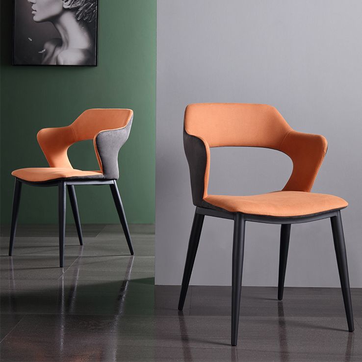 Chaise de salle à manger contemporaine de finition mate de dos ouvert de chaise de bras de restaurant de tissu