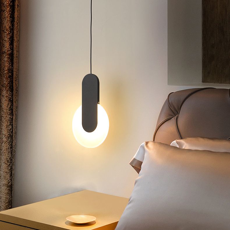 Éclairage de pendentif en acrylique noir