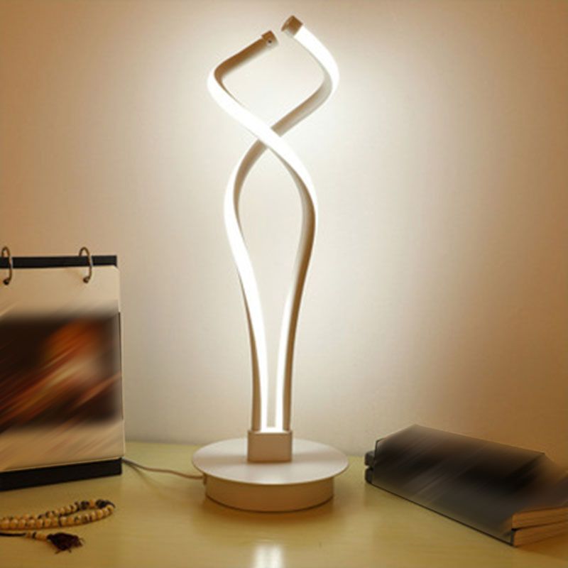 Eenvoudstijl tafel licht metalen slaapkamer led nachttafel lamp