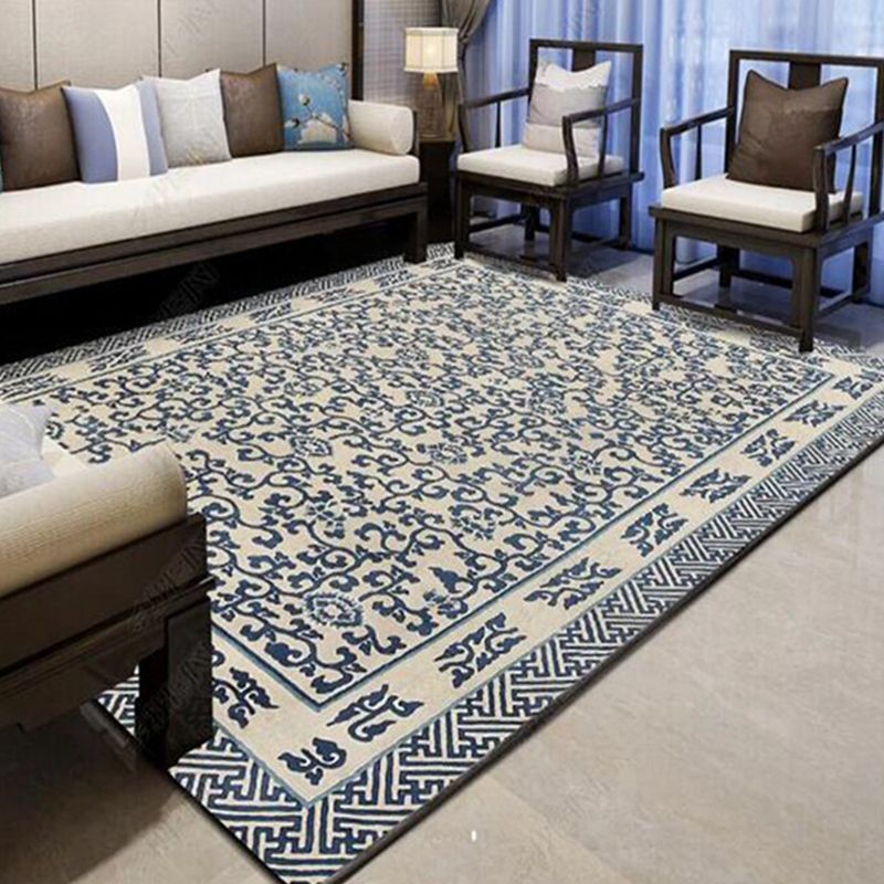 Dark Brown Traditional Rug Polyester Graphic Rug Non-Slip Backing Rug for Living Room