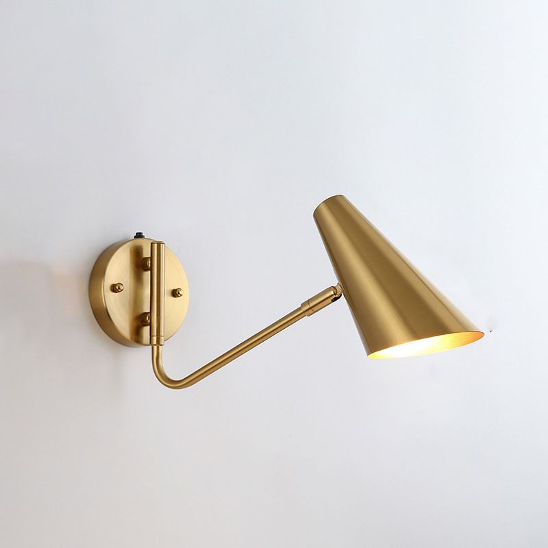 Modern 1-Light Wall Sconce Wrought Iron Geometric Wall Light for Bedroom