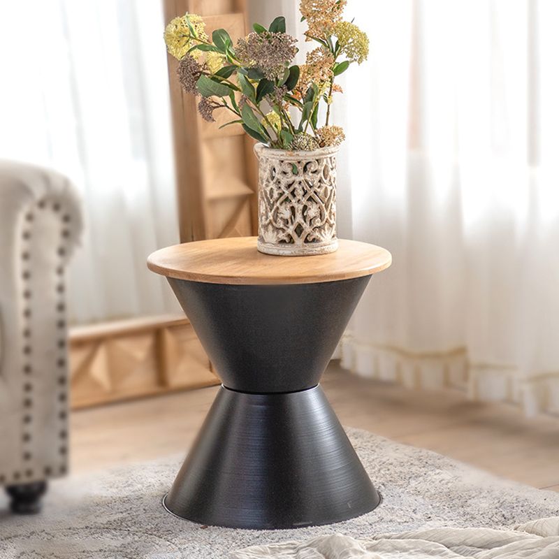 17" Wide French Country Side Table Metal Round Accent Side Table
