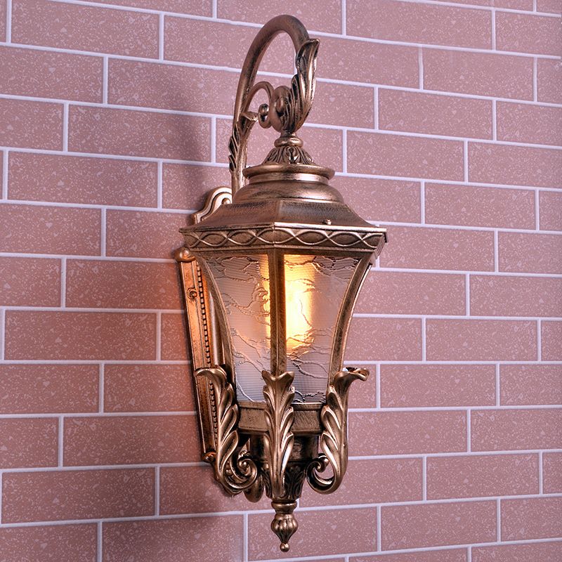 Brass 1 Head Wall Mount Light Fixture Lodges Textured Glass Urn Shape Outdoor Wall Lamp Sconce