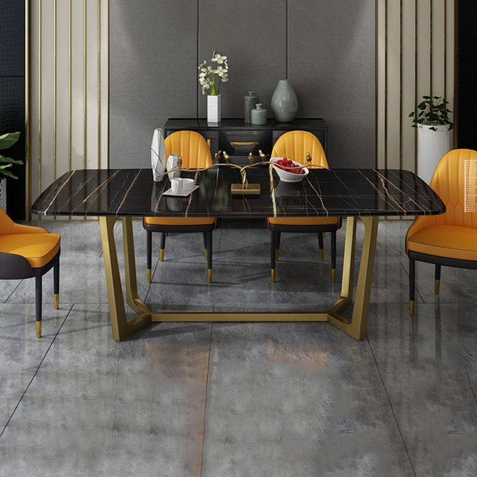 Traditionele luxe rechthoekige eetkamertafel Gesinterde stenen tafel met schraagonderstel