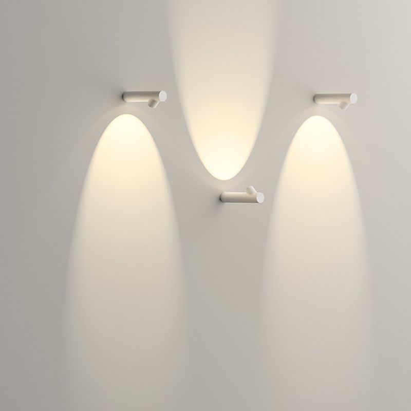 Aluminum LED Wall Fixture in Black / White Finish Modern Wall Spotlight