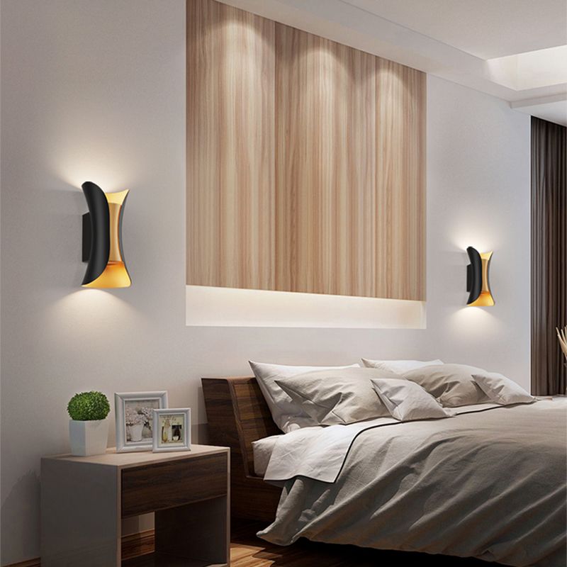 Modern Style Metal Wall Light Geometric Shape LED Wall Washer for Outdoors