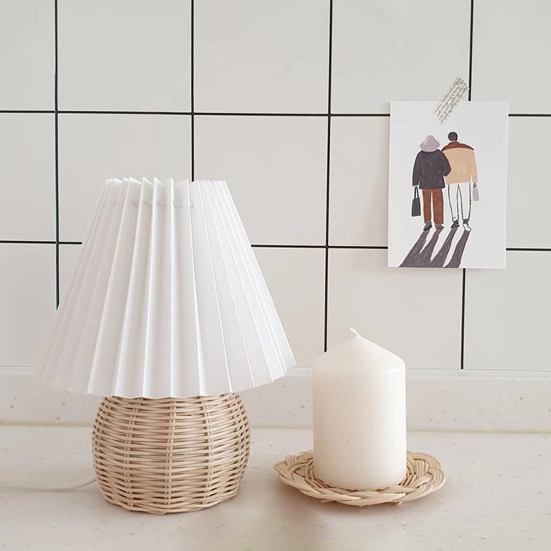 Ball Bambus Rattan Tischlicht modernist 1 Glühbirnen weiße Nachtlampe mit hundert Faltenschatten