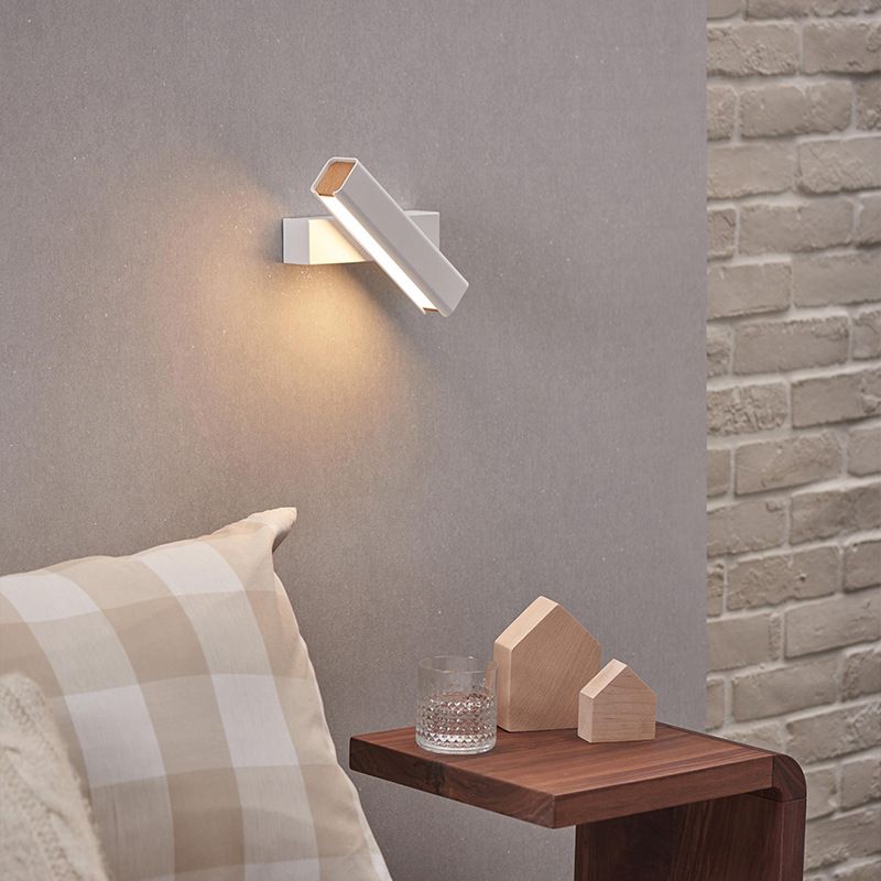Lámpara de pared geométrica de hierro lacado de pared LED moderno de moda con sombra acrílica