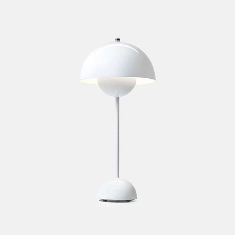 Lampada da tavolo a cupola a 1 luce Lampade da comodino contemporanee in metallo per camera da letto