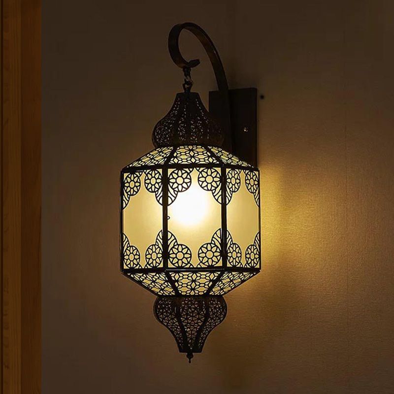1 Kopf Metallic Leuchtenbeleuchtung traditionelle schwarze Laternen -Außenlampe im Freien