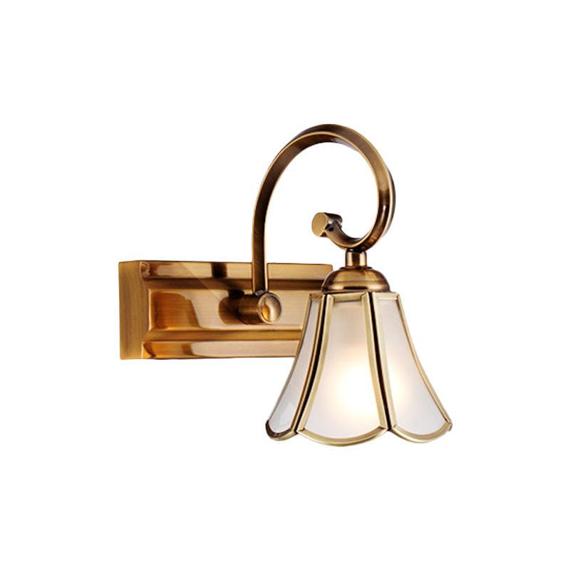 Milchglas überbackener Waschtischlampe Kolonialstil 1/2/3-Kopf-Badezimmer-Wandbeleuchtung in Gold