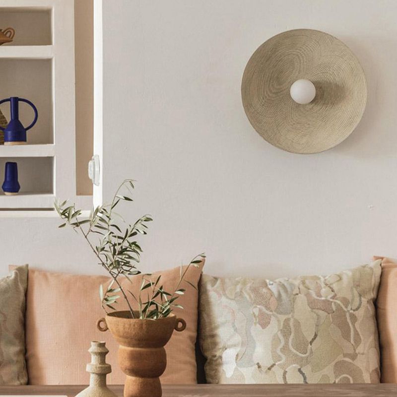 1 Light Circular Shape Wall Light Sconce Modern Wood Wall Light Fixture for Living Room