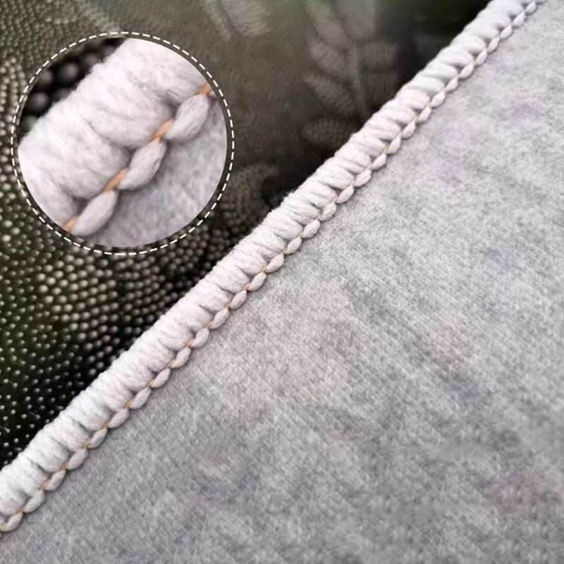 Grey Simple Carpet Polyester Stripe Carpet Non-Slip Backing Carpet for Home Decor