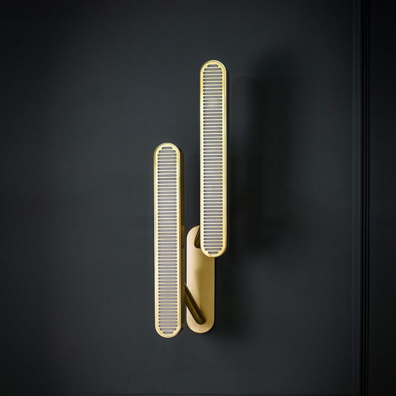 Modern Style Brass Wall Light Oval Shape Gold LED Wall Sconce for Living Room