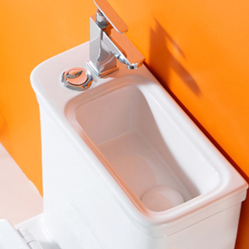 Modern Ceramic Flush Toilet One Piece White Toilet Bowl for Washroom