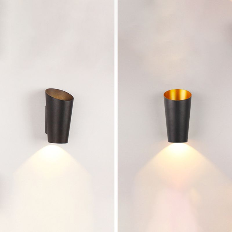 Iluminación de pared de sombra geométrica al estilo posmoderno metal 2 luces lámpara de apliques