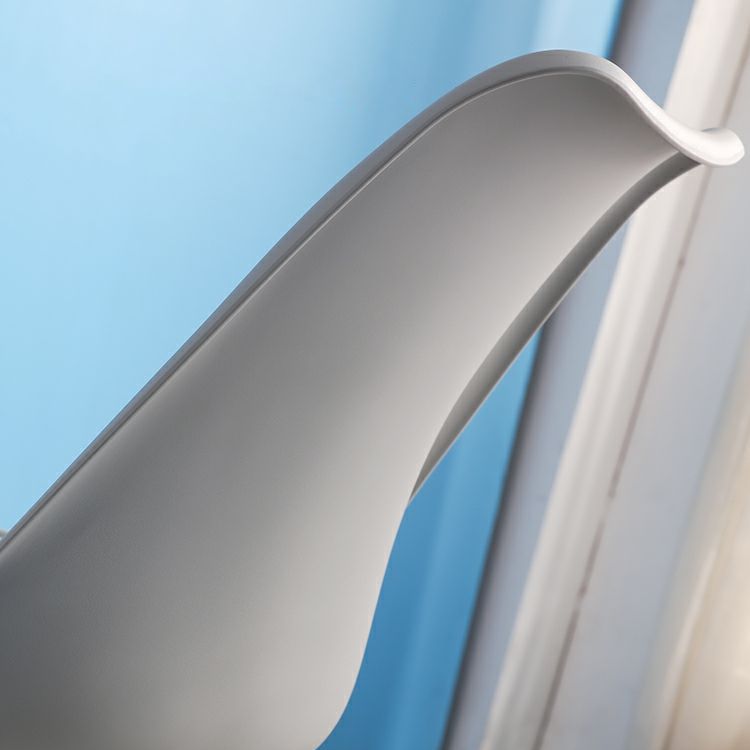 Minimalistischer Stil Plastik Ess -Armless Stuhl Polsterte feste Rückenstühle für Zuhause gepolstert