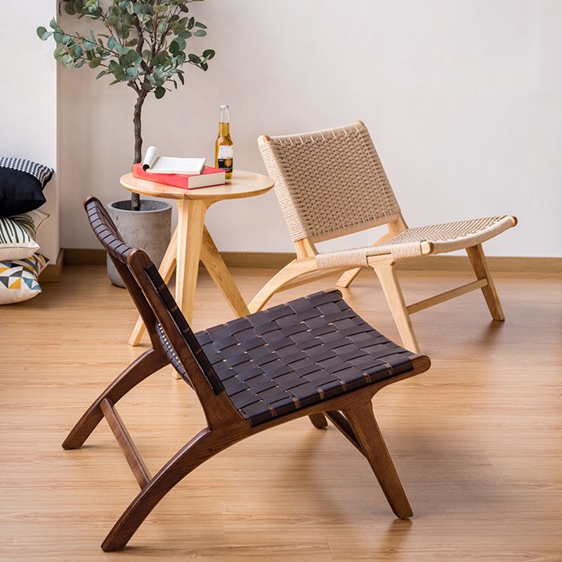 Woven Back Lounge Chair Basic Four Leg Solid Wood Chair for Living Room