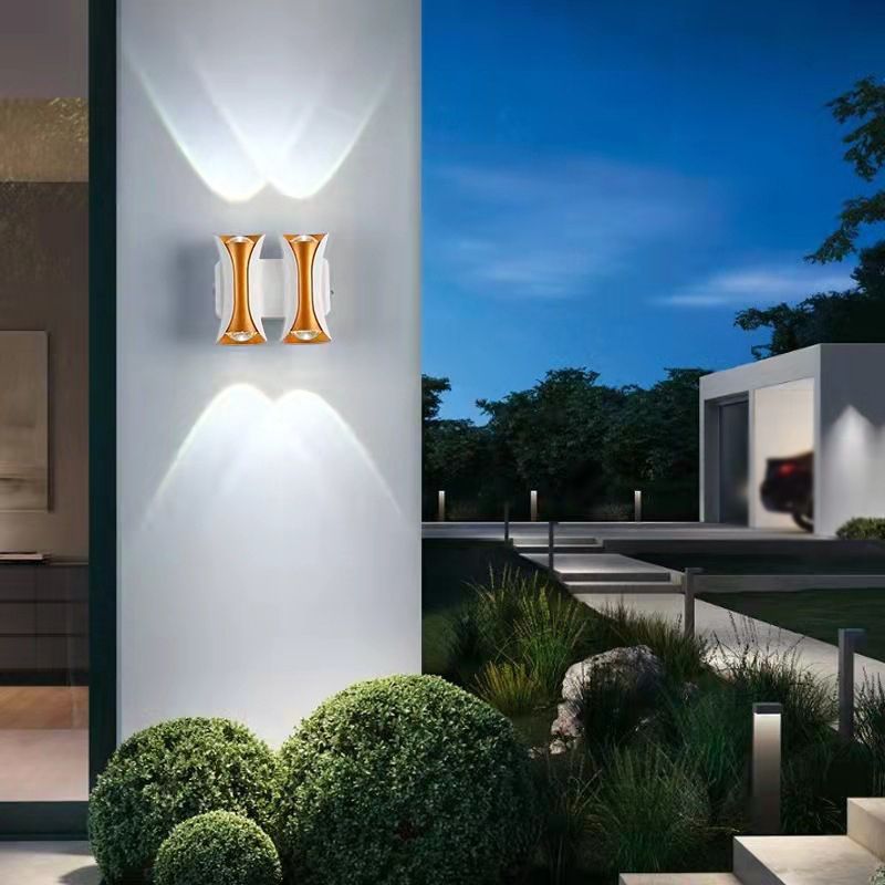 Modernism Wall Sconce Curl Waterproof Outdoor Sconce Light Fixture with Metal