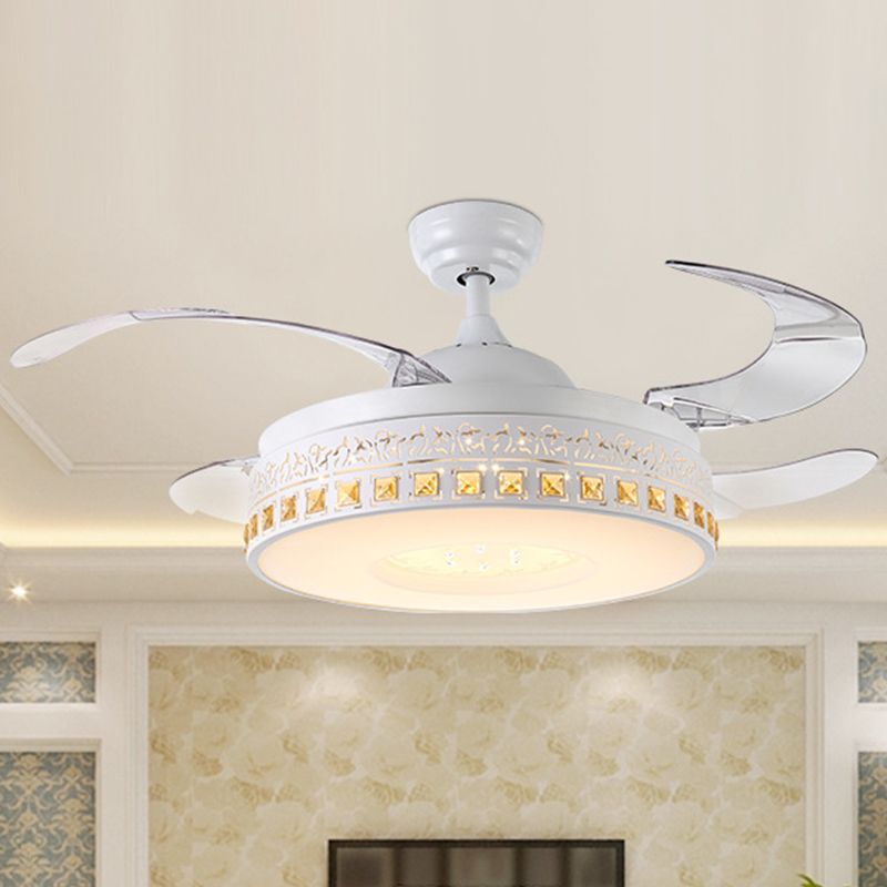 42 "Breite LED LED CRYRIK SEMI Flush Mount Einfachheit Weißer Ring Esszimmer Hängende Lüfterlicht mit 4 klaren Klingen, Fern-/Wandsteuerung/Frequenzumwandlung