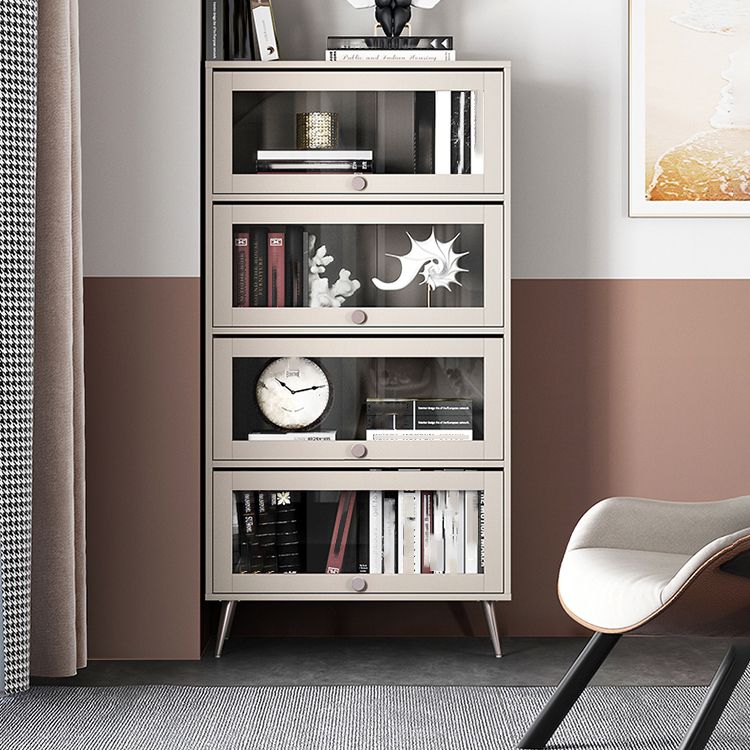 Libreria verticale standard glam in legno fabbricato con porte di vetro