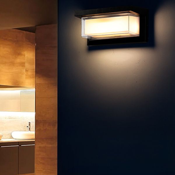 Modern Minimalist LED Wall Lamp Metal Geometric Wall Sconce in Black