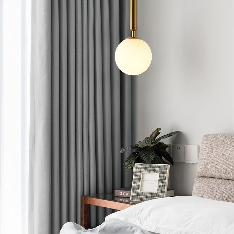 Mitte des Jahrhunderts Design Globe Hanging Lamp Glass Schatten 1 Licht Anhänger Licht für Schlafzimmer