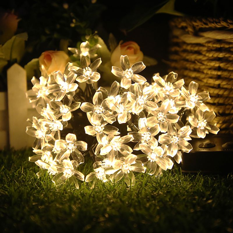 Shaded Outdoor LED Fairy Lighting Plastic 16.4ft 20 Bulbs Decorative Solar String Light in Clear