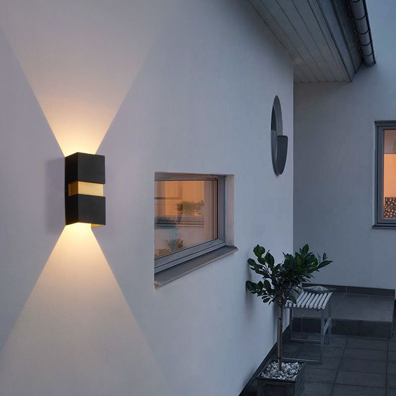 Luces de apliques de pared rectangulares de 2 luces Estilo contemporáneo de lavadora de pared de metal