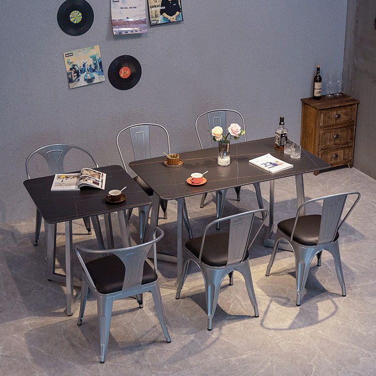 Industriële eettafel Zwart gesinterde stenen eettafel met dubbel voetstuk
