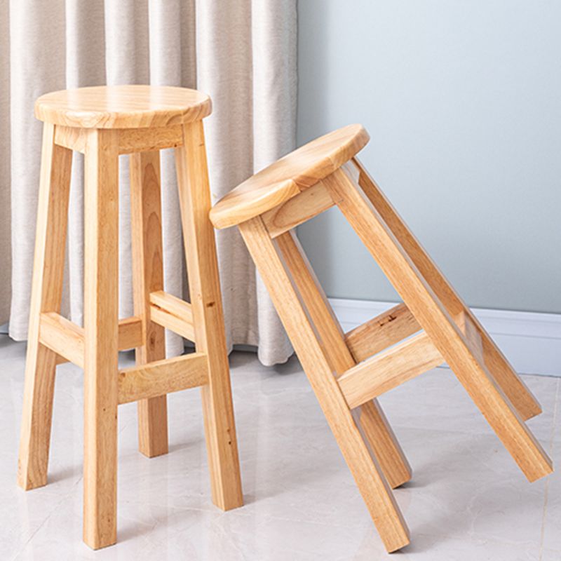 Taburete contemporáneo de barra de goma taburete de bar de interior con asiento de madera y reposapiés