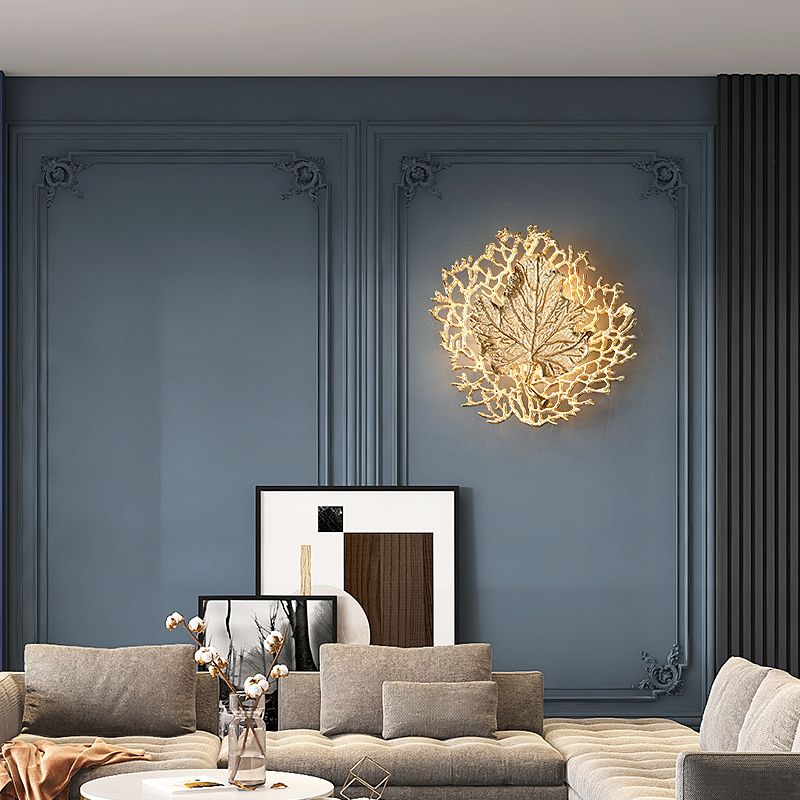 Metal Shade Wall Lamp Modern Style Unique Gold Shape Wall Mounted Lighting for Bedroom