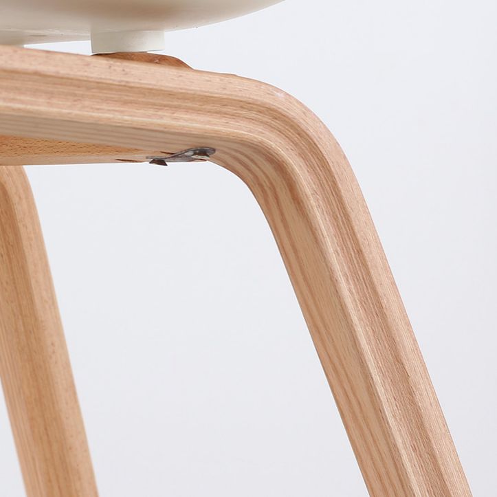 Zeitgenössischer Stil Esszimmerstühle fester Armstuhl mit Holzbeinen
