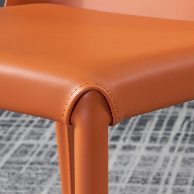 Silla sin brazos de comedor de cuero moderno, sillas de comedor de metal para uso doméstico
