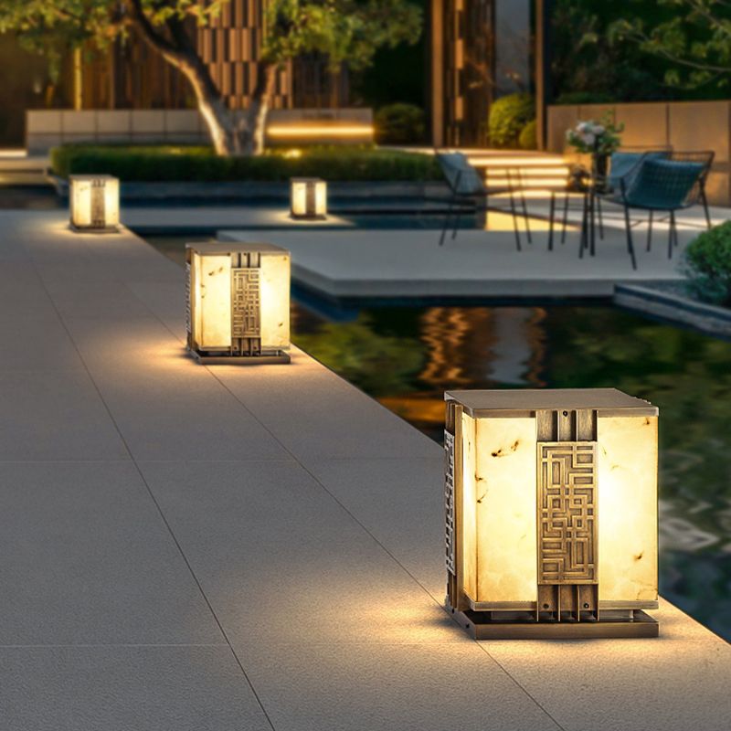 Waterproof Copper Solar Energy Pillar Lamp Square Shape for Outdoor