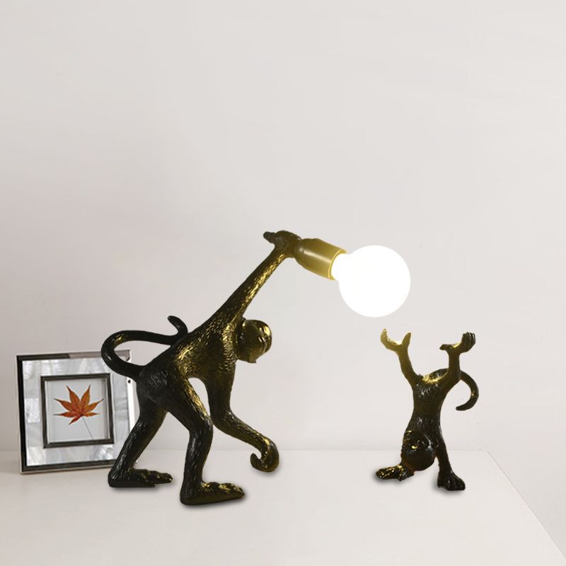 Resina Monkey Shape Night Table Light Creative 1 Bulb Gold/White/Black Lettura Lucile per camera da letto