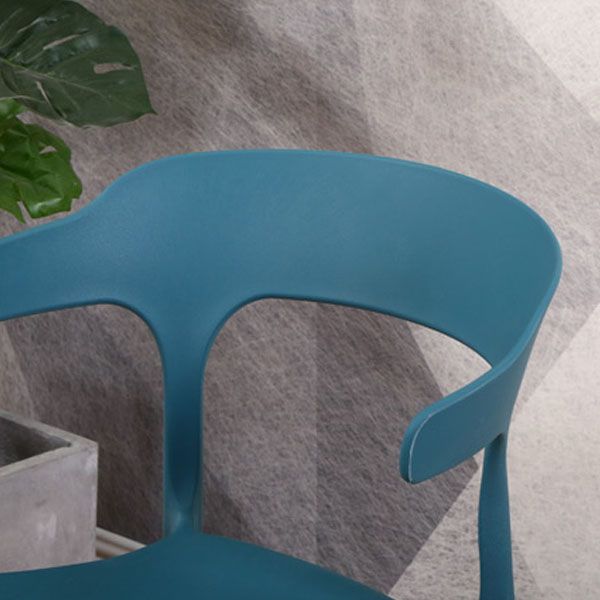 Sedie moderne impilabili sedie senza braccio con gambe di plastica per cucina