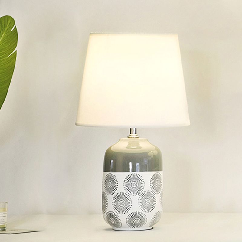 Keramische taps toelopende tafellamp minimaal 1 lamp wit/roze afwerking nachtlicht met stofschaduw voor woonkamer