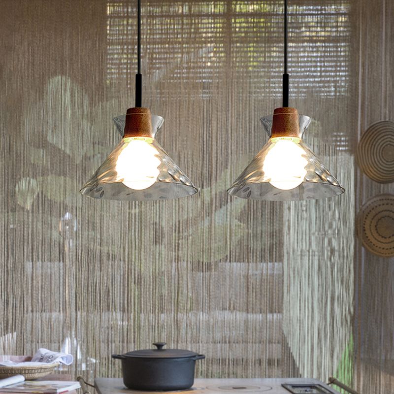 Lampe de suspension noire en verre d'ondulation dans un style artistique moderne en fer forgé