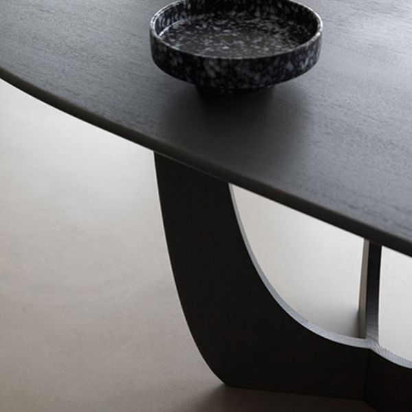 Table moderne en bois de pin pour table à manger de restaurant avec base à double piédestal