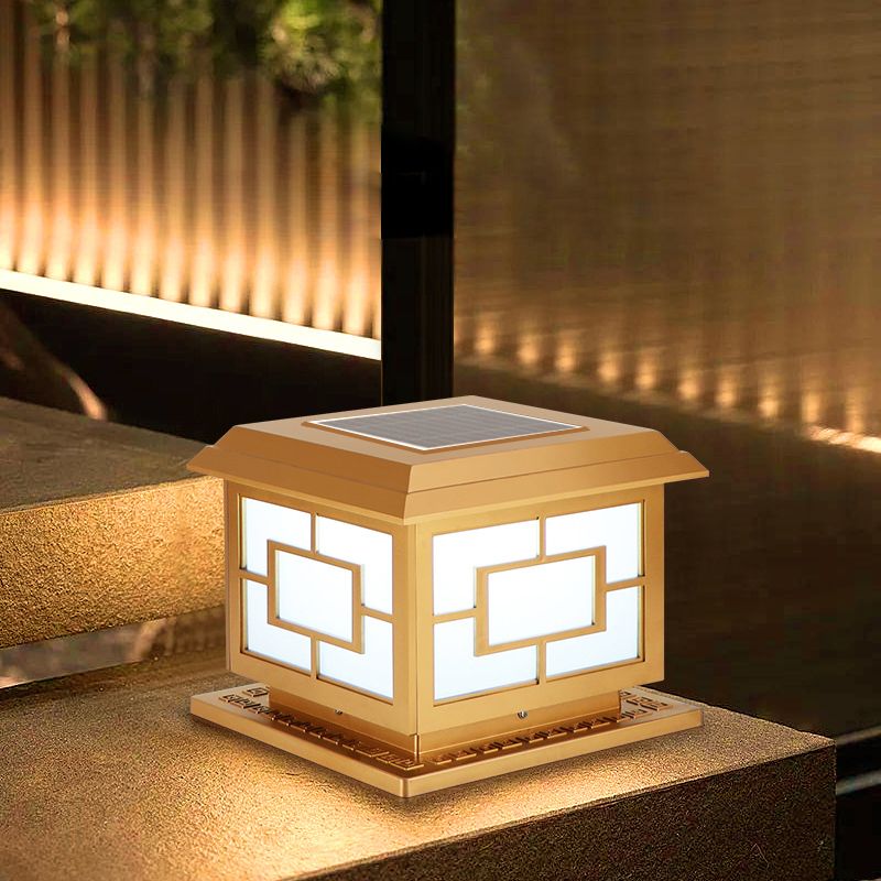 Contemporary Pillar Light Household Golden LED Solar Lighting Fixture for Garden
