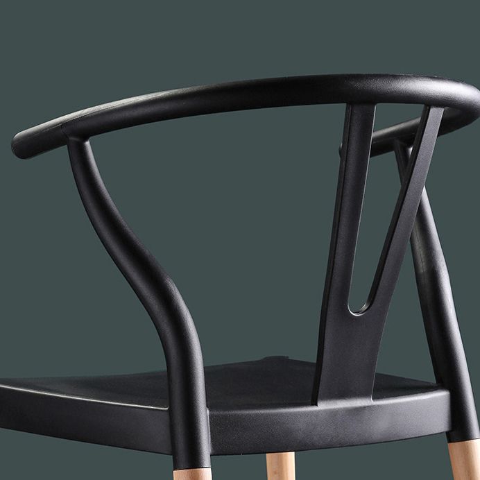 Chaise d'intérieur avec base en bois, chaise d'appoint Wishborn de 22 pouces de large avec 4 pieds pour restaurant
